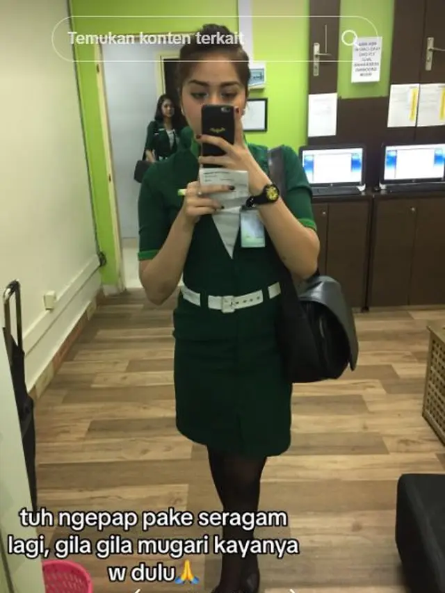 Foto Lawas Ira Nandha Saat Jadi Pramugari Seleb TikTok Viral Bongkar Suami Selingkuh Hot