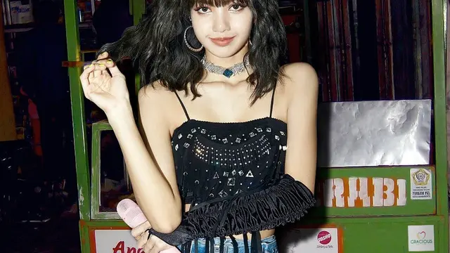 Editan Foto Idol K Pop Saat Jalan Jalan Di Pasar Ini Kocak Hot Liputan