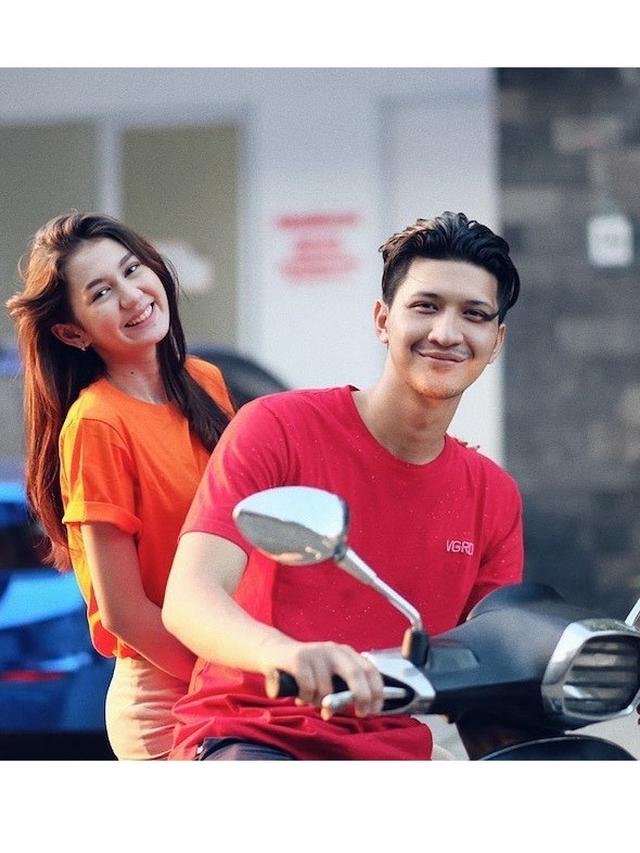 6 Momen Kebersamaan Aditya Zoni Dan Kekasih Romantis Banget Hot Liputan6
