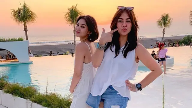 Pasang Kakak Adik Ini Kompak Terjun Di Industri Hiburan Tanah Air Hot Liputan