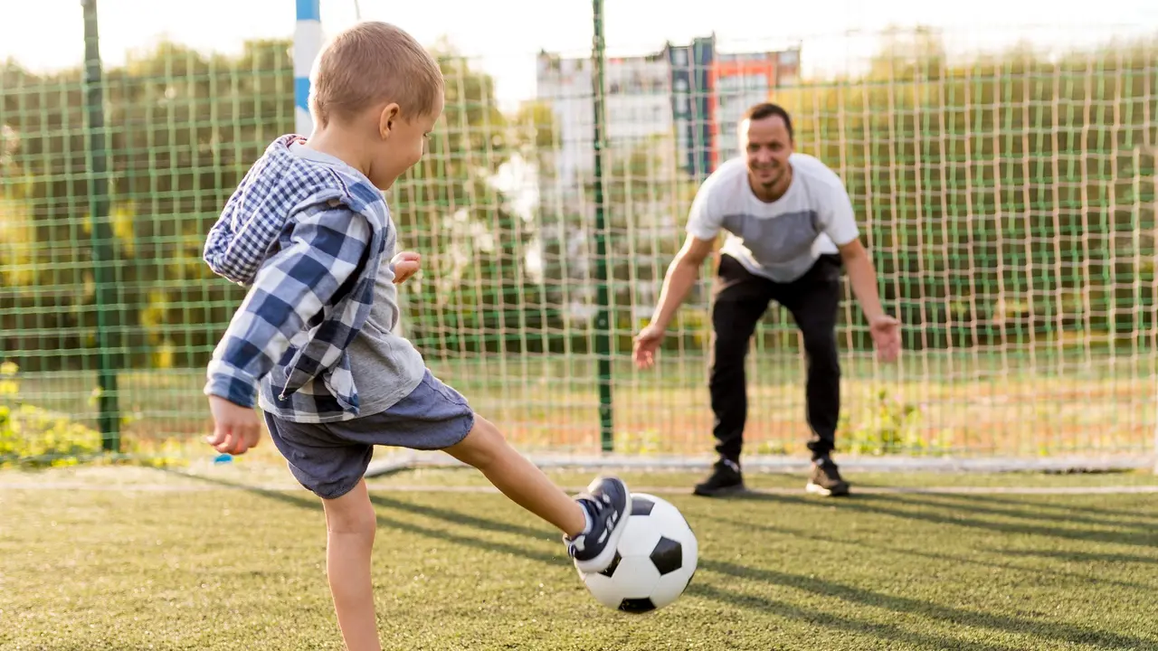 Ayah Tiri Yang Baik Kenali Cara Menunjukkan Kasih Sayang Yang Tepat Hot Liputan