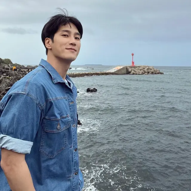 Potret Ahn Bo Hyun Pacar Jisoo Blackpink Yang Beda Usia Tahun Hot Liputan