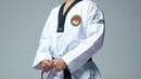 Pria berusia 27 tahun ini juga sering unggah momen saat ia olahraga taekwondo. Alshad pakai baju taekwondo ini banjir like dan komentar dari netizen. Netizen terkesima dengan Alshad yang suka beragam olahraga. (Liputan6.com/IG/alshadahmad)