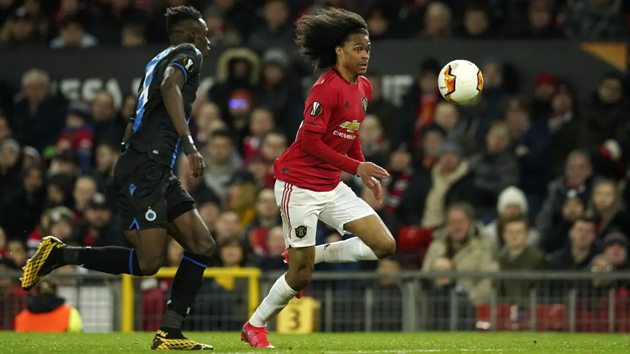 Manchester United Gulung Club Brugge 5-0