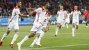 Gelandang Maroko, Khalid Boutib, merayakan gol ke gawang Spanyol pada laga grup B Piala Dunia di Stadion Kaliningrad, Kaliningrad, Senin (25/6/2018). Kedua negara bermain imbang 2-2. (AP/Petr David Josek)