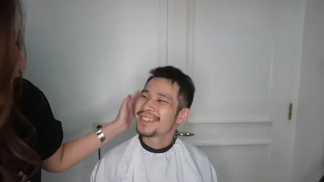 Penuh Kasih Sayang, Ini 6 Potret Sisca Kohl Cukur Rambut Jess No Limit