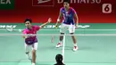 Pebulu tangkis ganda putri Indonesia, Apriyani Rahayu/Siti Fadia Silva Ramadhanti saat bertanding melawan Vivian Hoo/Lim Chiew Sien (Malaysia) pada babak 16 besar Indonesia Masters 2022 di Istora Senayan, Jakarta, Kamis (9/6/2022). Apriyani/Siti Fadia unggul dan melaju ke babak berikutnya. (Liputan6.com/Helmi Fithriansyah)