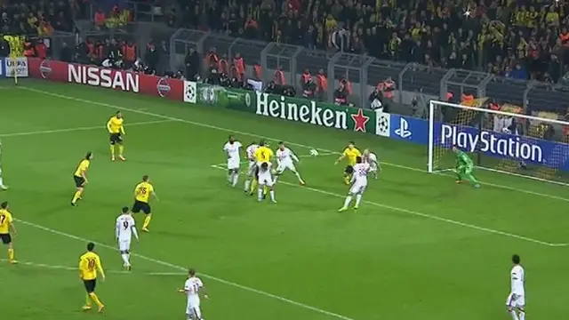 Hasil Liga Champions: Borussia Dortmund 4 - 1 Galatasaray