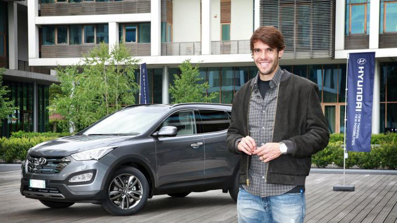 Hyundai Santa Fe Jadi Tunggangan Kaka Selama Piala Dunia