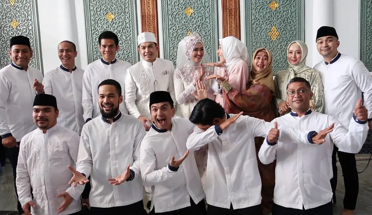 Rencananya, setelah melangsungkan akad nikah, Tommy dan Lisya juga akan langsung menggelar resepsi pernikahan di sebuah hotel di Banda Aceh. (Foto: instagram.com/sahrulgunawanofficial)