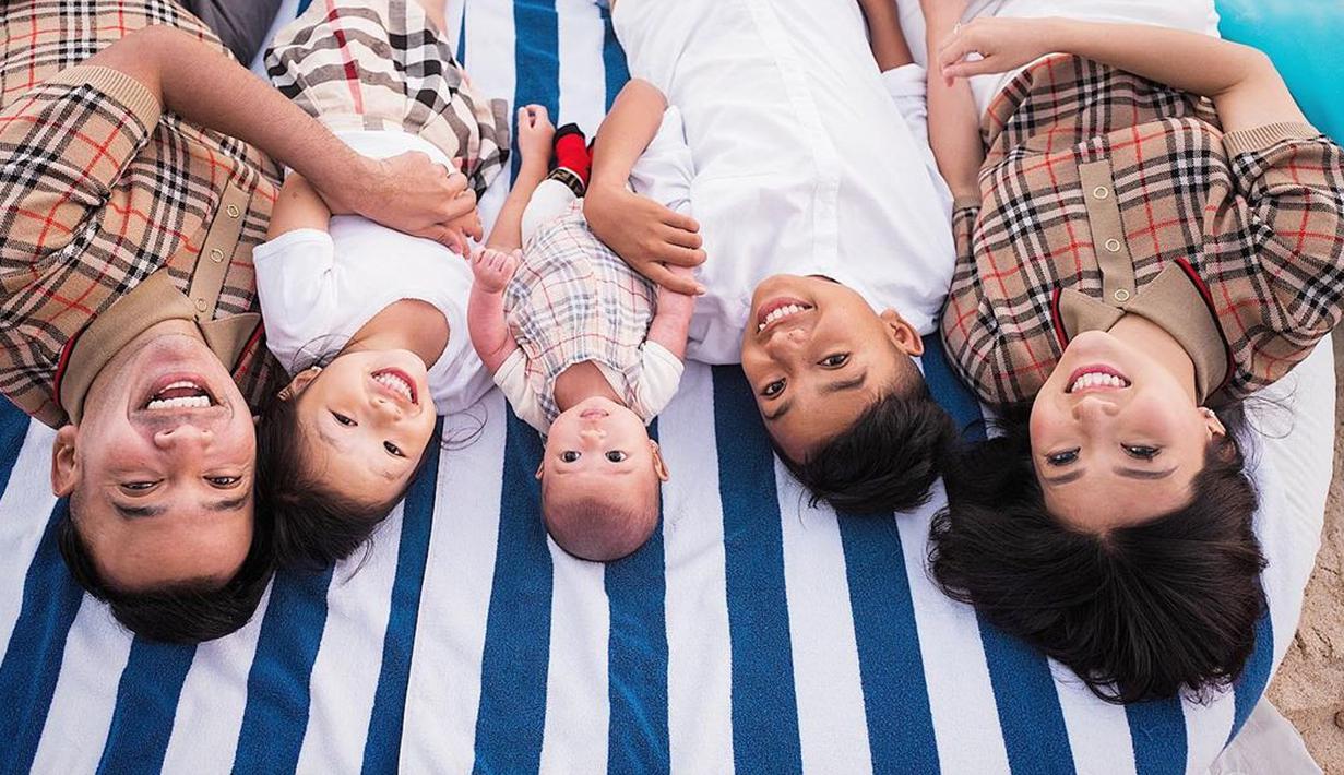 Ini Cara Ruben Onsu dan Sarwendah Mendidik Anak Angkatnya - News