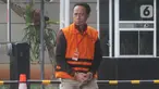 Penyuap Bupati Lampung Utara Agung Ilmu Mangkunegara, Hendra Wijaya Saleh tiba untuk pemeriksaan di Gedung KPK, Jakarta, Kamis (21/11/2019). Hendra diperiksa sebagai tersangka atas kasus dugaan suap terkait proyek di Dinas PUPR dan Dinas Perdagangan Kab. Lampung Utara. (merdeka.com/Dwi Narwoko)
