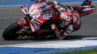 Pecco Bagnaia pada tes pramusim MotoGP Thailand di Sirkuit Buriram. (Lillian SUWANRUMPHA / AFP)