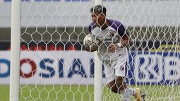 Ahmad Nur Hardianto. Striker berusia 27 tahun yang baru semusim membela Persita Tangerang ini total mencetak 5 gol musim ini di BRI Liga 1. Pemain yang sebelumnya memperkuat Bhayangkara FC ini sempat dipanggil Timnas Indonesia di era kepelatihan Luis Milla. (Bola.com/M Iqbal Ichsan)