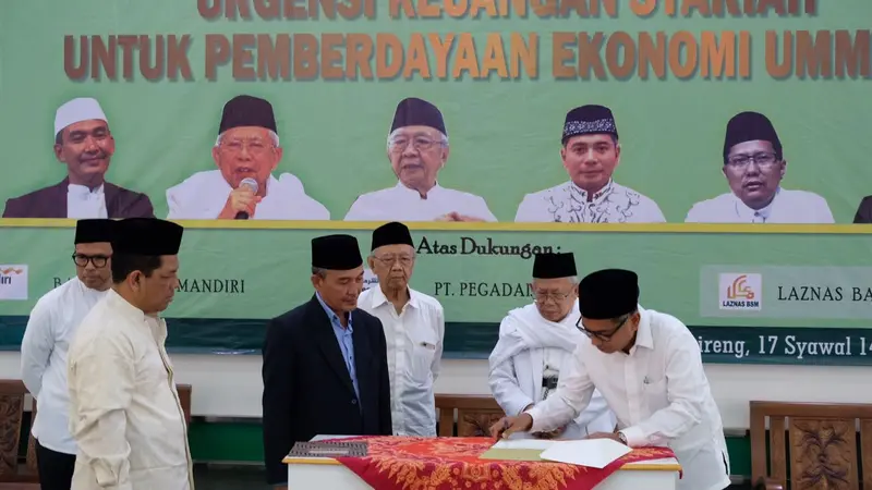 PT Pegadaian (Persero) saat konversi outlet konvensional menjadi syariah (dok: pegadaian)