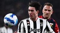 Dusan Vlahovic. Striker berusia 22 tahun yang baru didatangkan Juventus dari Fiorentina di bursa transfer Januari 2022 ini total telah mencetak 23 gol dari 34 laga di Serie A musim 2021/22 ini bersama dua tim, Juventus dan Fiorentina, dimana 15 gol di antaranya dicetak di laga kandang. Gol kandang terakhirnya dicetak pada pekan ke-33, 16 April 2022 saat bermain imbang 1-1 dengan tamunya Bologna. (AFP/Marco Bertorello)
