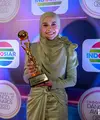 Lesti Kejora kembali memboyong piala penghargaan dari ajang Indonesian Dangdut Awards 2023. Namanya masuk dalam lima nominasi, Lesti berhasil membawa pulang empat penghargaan dari ajang yang digelar sejak tahun 2014 ini. [Foto: Muhammad Akrom Sukarya/KapanLagi.com]