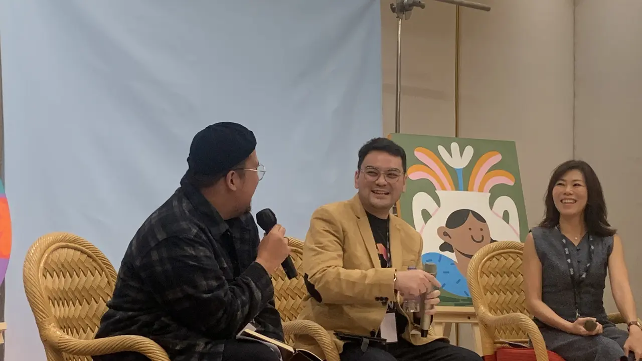 CEO & Founder Personix.id, Dr. Harmoni Ezra dan CEO dan Co-Founder GoWork, Vanessa Hendriadi dalam IdeaFest di JCC Senayan, Jumat (29/92023). (Natasha/Liputan6.com)