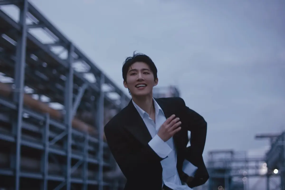 B.I
