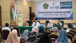 Jelang Pensiun, PNS Kemenag Jakarta Barat Dibekali Kewirausahaan