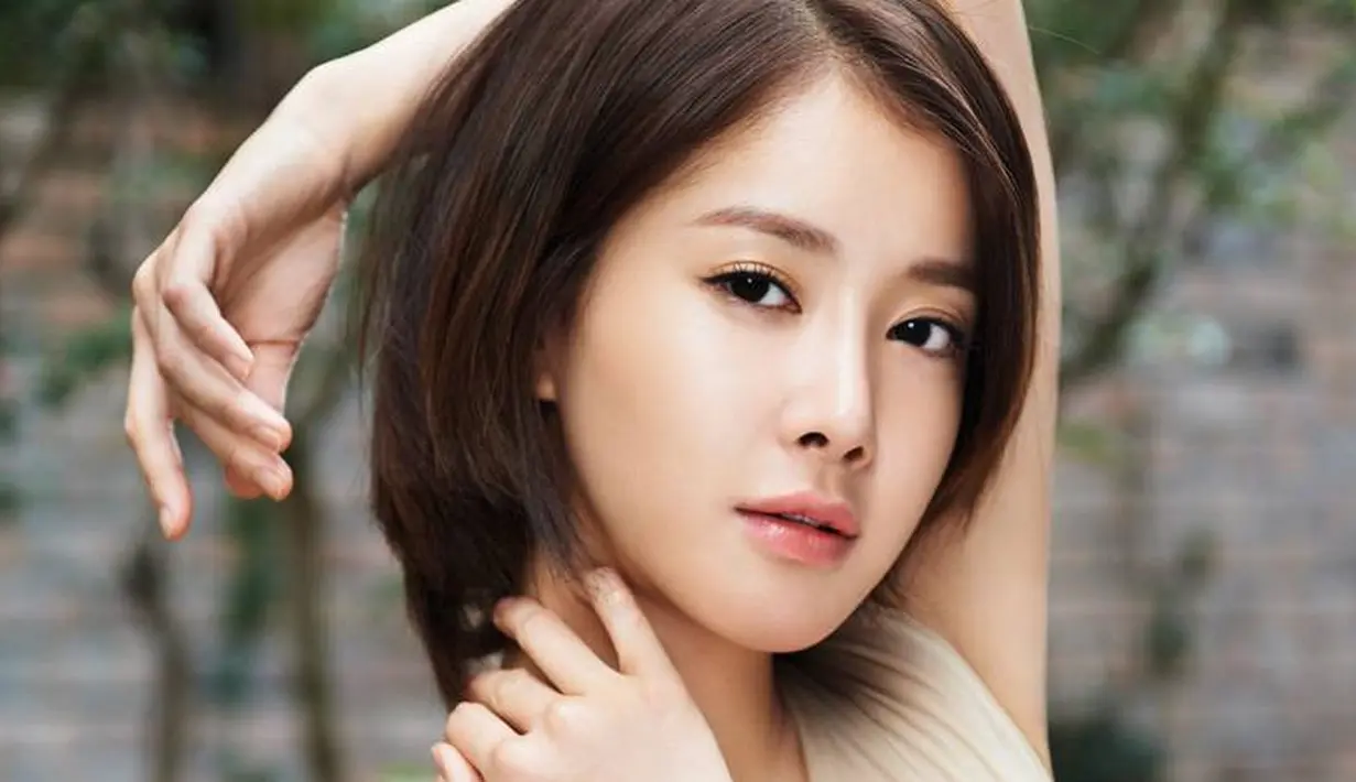 "Lee Si Young dan keluarga sangat bahagia menyambut kelahiran tersebut," kata perwakilan dari Huayi Brothers. (Foto: soompi.com)