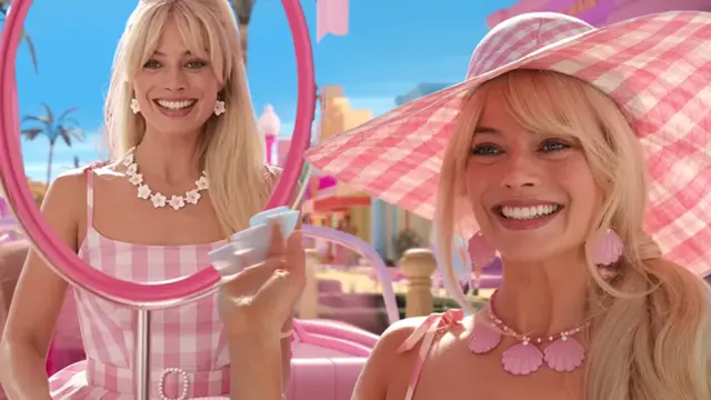 Margot Robbie tampil menawan dalam trailer kedua film Barbie.