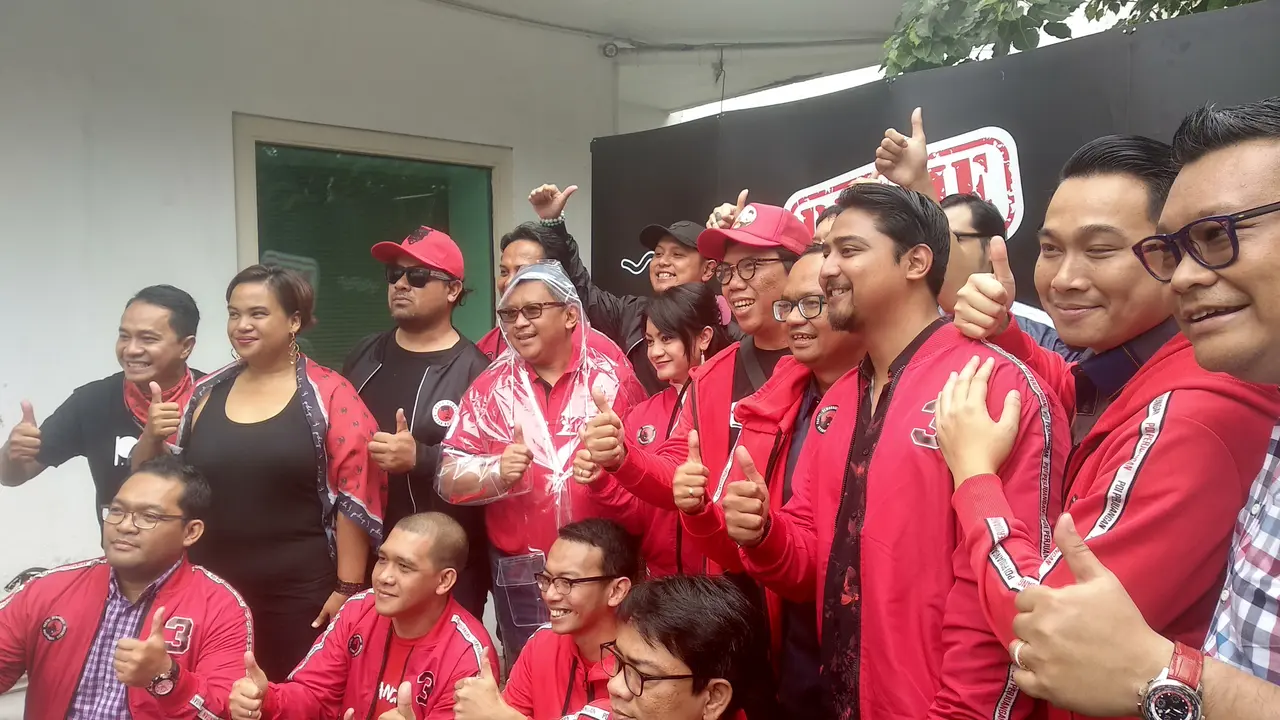 Sekjen PDIP Hasto Kristiyanto dalam acara Peluncuran official store atribut PDIP, di Menteng.