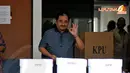  Luthfi Hassan Ishak yang juga mantan Presiden PKS memainkan tanganyya   membentuk salam 'Oke'(Liputan6.com/Johan Tallo)