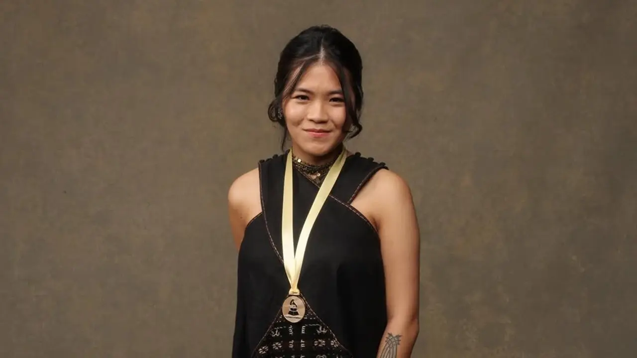 Profil Theresa Kusumadjaja