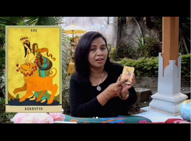 Raffi Ahmad diramal oleh seorang wanita memakai kartu tarot (Foto: Instagram)