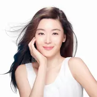 Jun Ji Hyun (via celebhealthy.com)