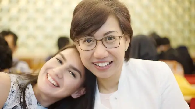 Potret Kompak Irish Bella dan Ibu (sumber: instagram/susanti.a)