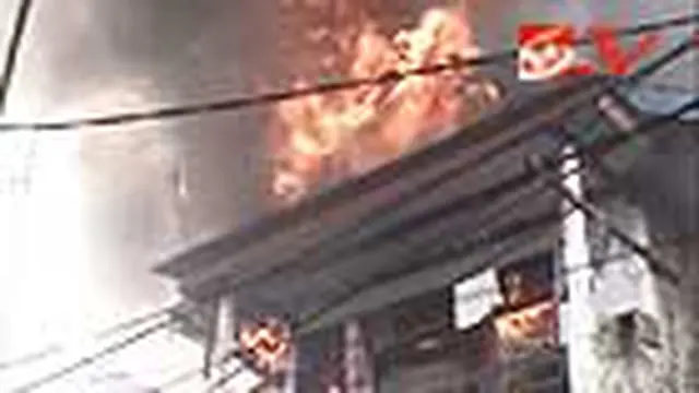 Belasan Rumah di Mampang Prapatan Terbakar