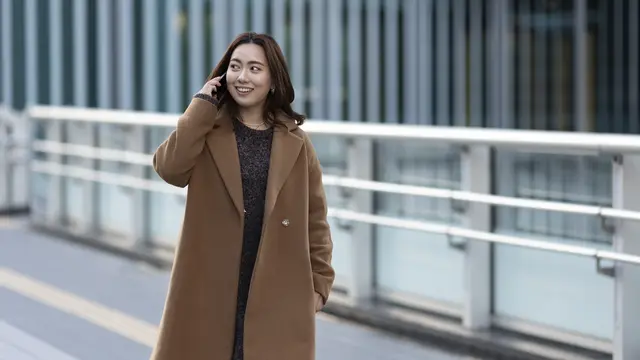 wanita mei sisi berkelas