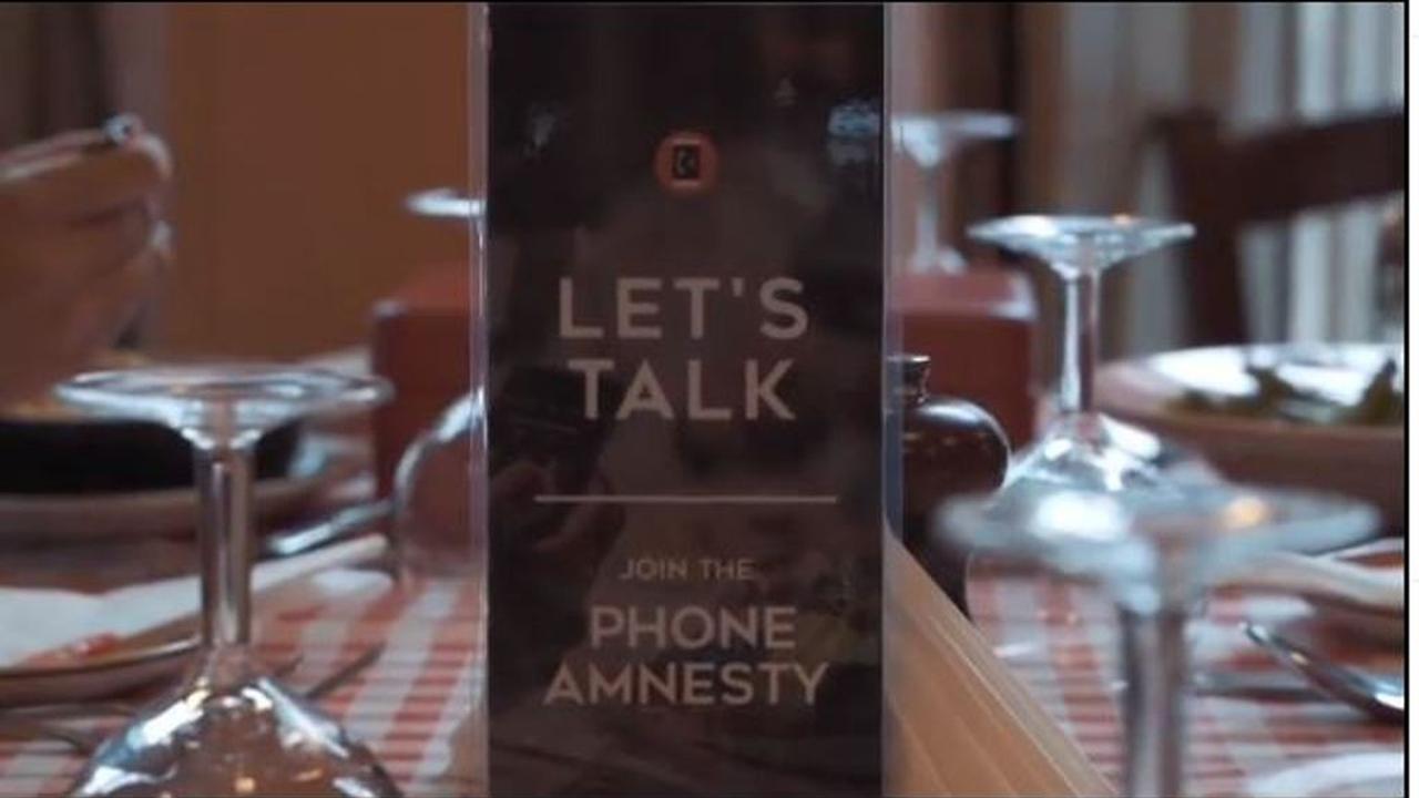 Restoran di Inggris Beri Diskon Khusus Untuk yang Makan Tanpa Ponsel