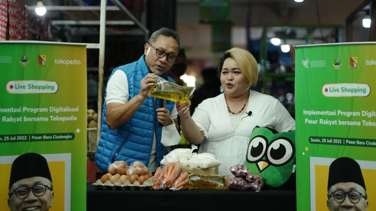 Menteri Perdagangan Zulkifli Hasan menargetkan percepatan digitalisasi 1.000 pasar rakyat dan 1 juta pedagang usaha mikro, kecil, dan menengah (UMKM) di seluruh Indonesia.