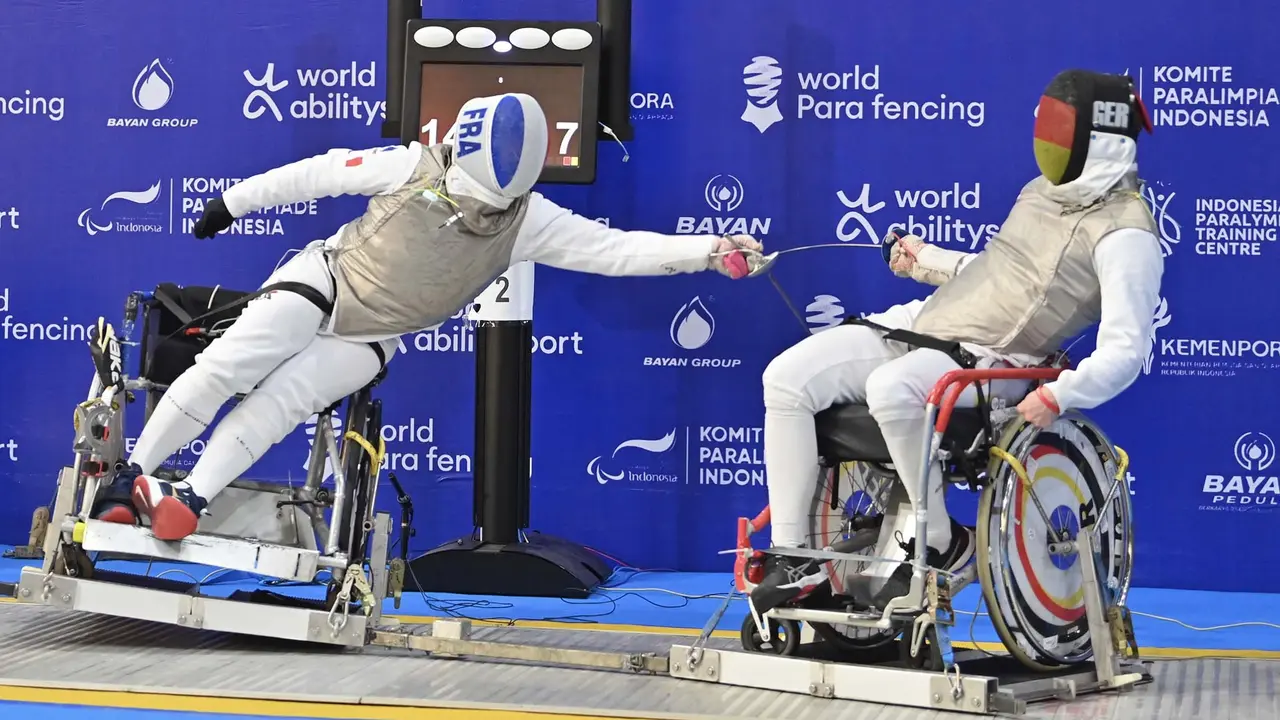 Indonesia jadi tuan rumah kejuaraan bergengsi anggar kursi roda yakni Para Fencing World Cup 2025 di GOR Indoor Manahan, Solo, Jawa Tengah untuk pertama kalinya.