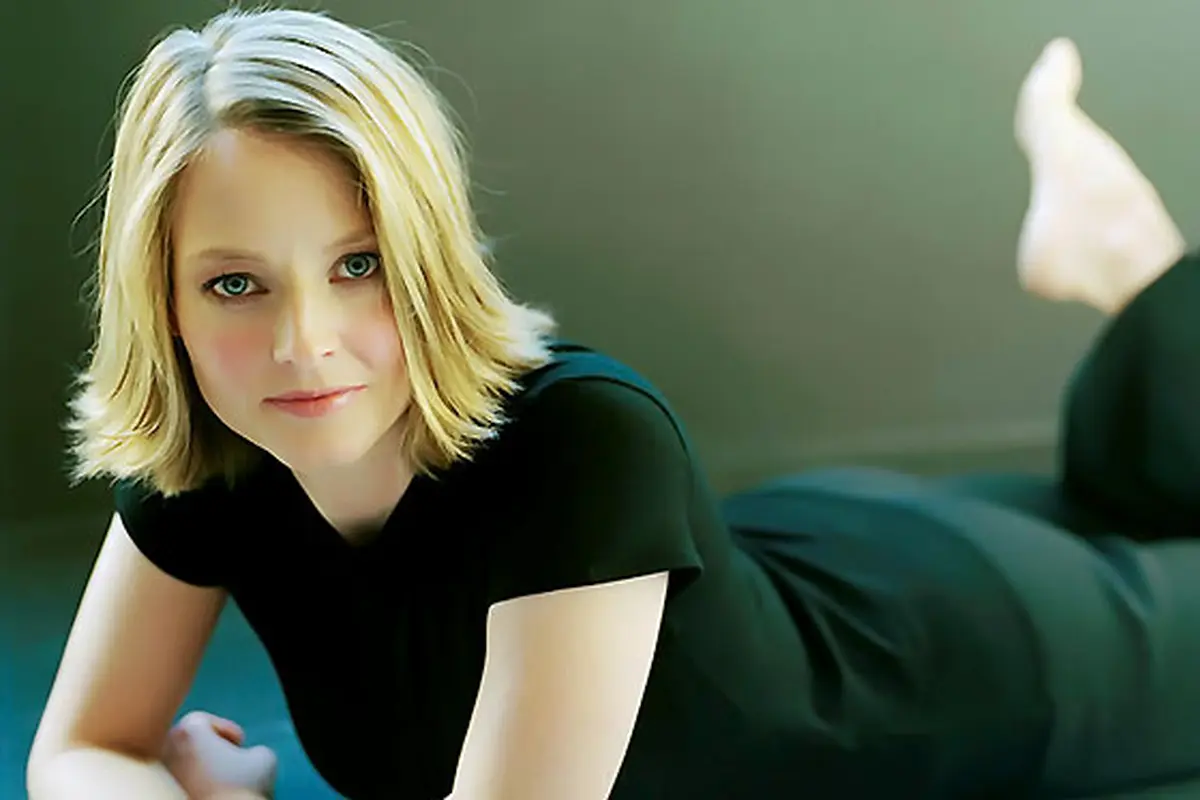 jodie-foster-130905c.jpg