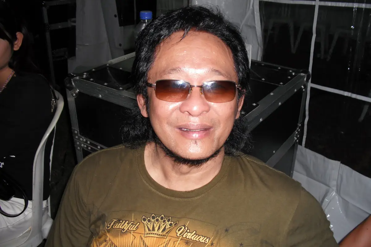 Deddy Dores