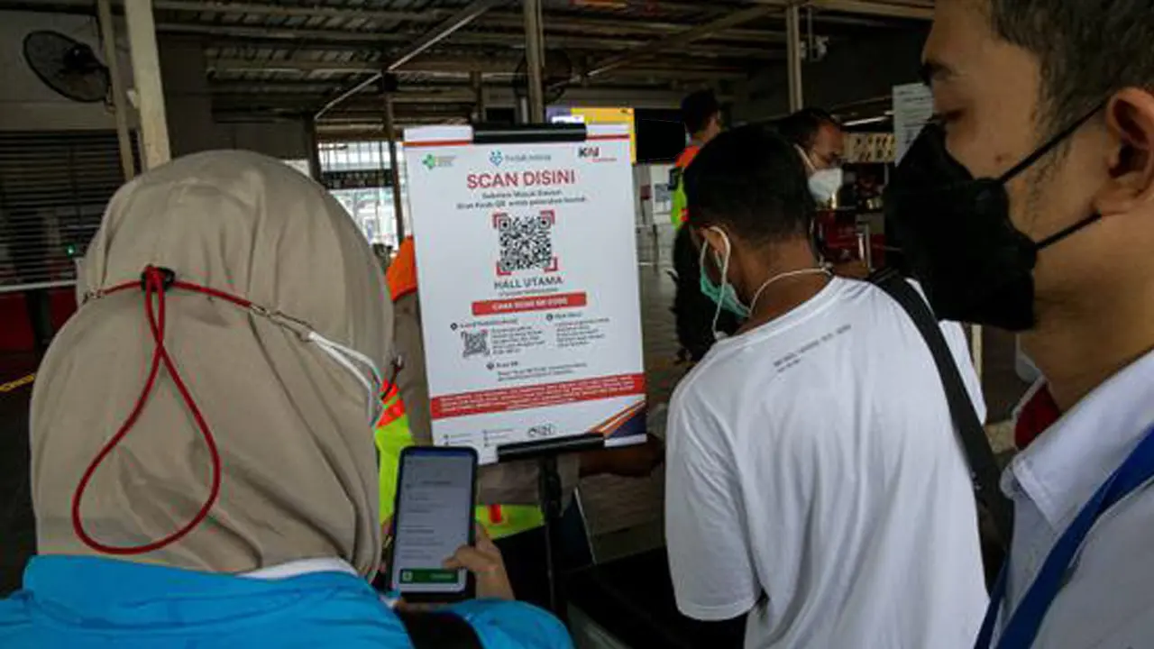 Banner Infografis Siap-Siap Masuk Pasar Rakyat dengan Aplikasi PeduliLindungi. (Liputan6.com/Trieyasni)