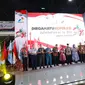 Gubernur Jawa Tengah Ganjar Pranowo menerima penghargaan dari Dewan Koperasi Nasional (Dekopin) pada peringatan Hari Koperasi Nasional (Harkopnas) 2023.