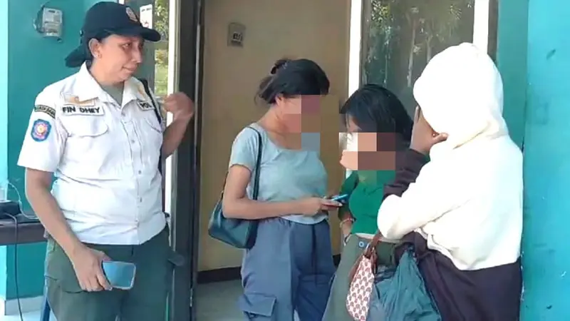 3 remaja terlibat prostitusi online di Maumere, Sikka. (Foto: Liputan6.com/Ola Keda)