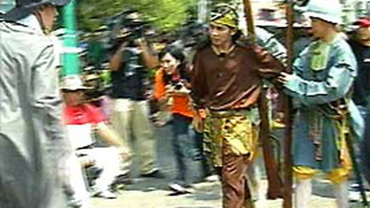 250803aOperet.jpg