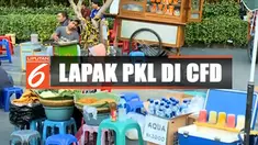 Keterbatasan lahan sebagai tempat berjualan menjadi salah satu alasan lapak dagangan PKL turun ke badan jalan.