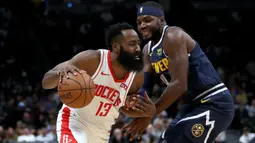 Catatan fenomenal terjadi saat James Harden mencetak 44 point ketika dirinya mengantar Houston Rockets mengalahkan Philadephia 76ers. (AFP/Getty Images/Matthew Stockman)