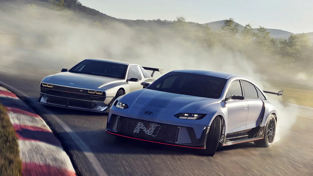 Hyundai N Vision 74 dan Hyundai Ioniq 5 N