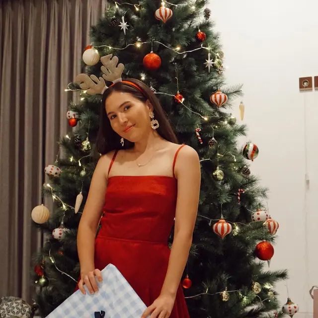 6 Artis Ini Jarang Unggah Foto Suami di Media Sosial, Menjaga Privasi
