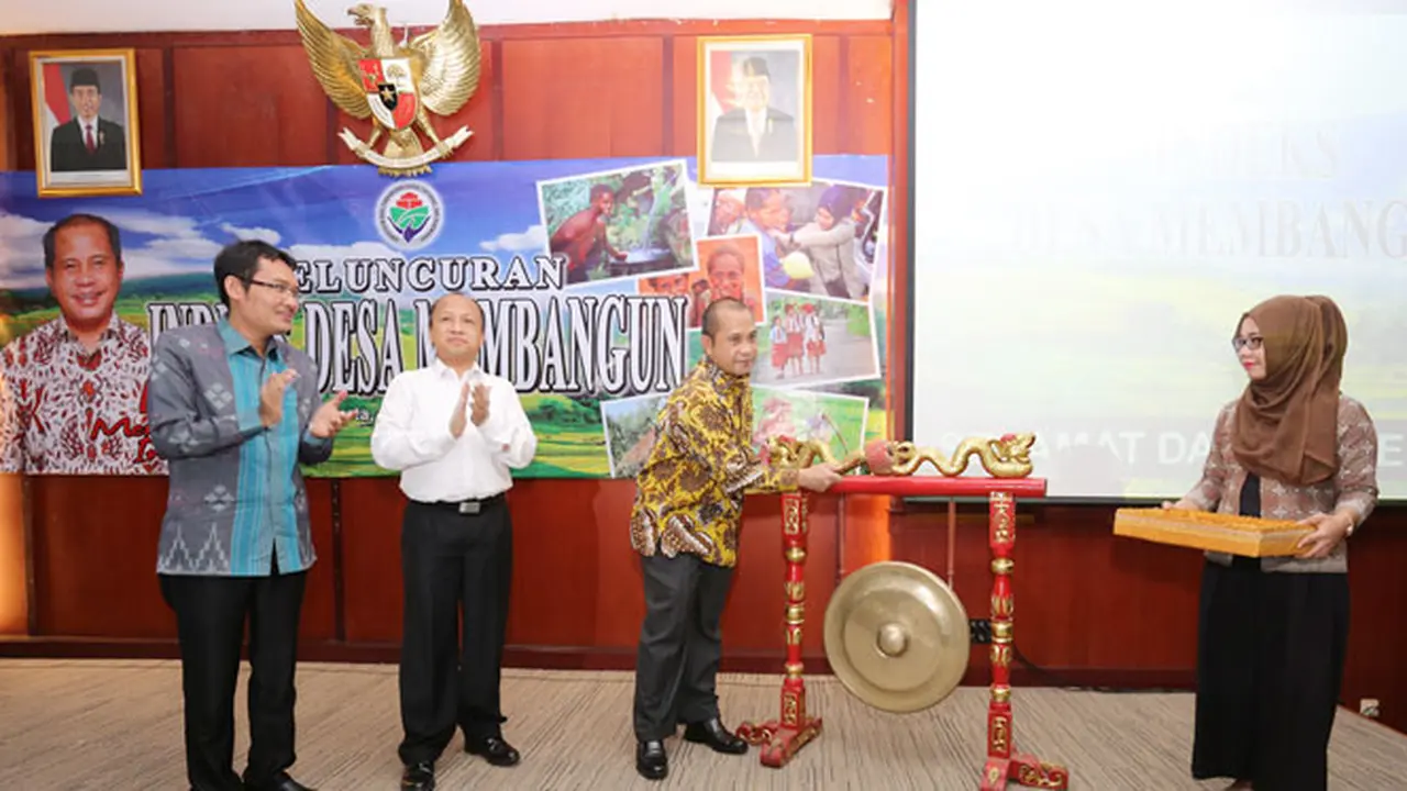 Tiga Program Menteri Marwan Atasi Kemiskinan Desa (IKLAN)