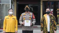 Penyerahan bantuan PP AMPG ke Mapolres Jakarta Barat.