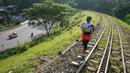 Salah satu ajang lari lintas alam paling unik di Indonesia yang bertajuk MesaStila Rails to Trails kembali digelar pada Minggu, 13 Maret 2022. Perlombaan ini diikuti oleh peserta dari 6 negara yang berbeda yaitu Indonesia, Australia, Austria, Prancis, Denmark, dan India.(Bola.com/Bagaskara Lazuardi)